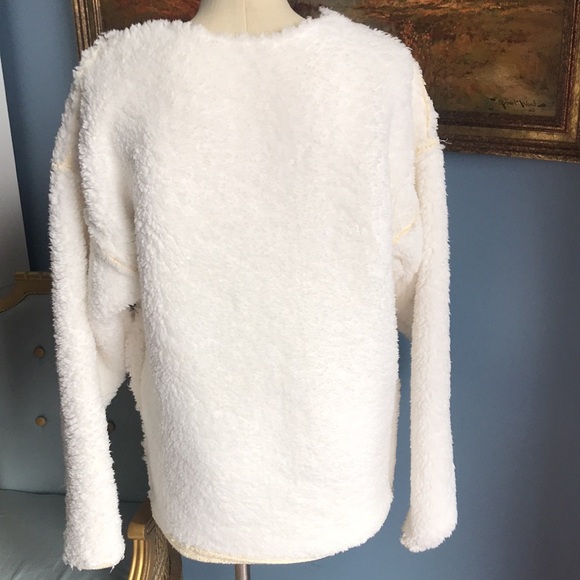 NWOT butter yellow long thick crew neck pull on sherpa lined sweatshirt size L - Picture 10 of 16